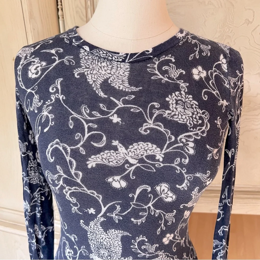 Lilly Pulitzer 100% Cotton Long-Sleeve Printed Sweater - Picture 3 of 9